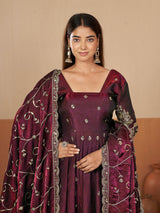 HEAVY GOLD ZARI EMBROIDERED ANARKALI GOWN WITH DUPATTA
