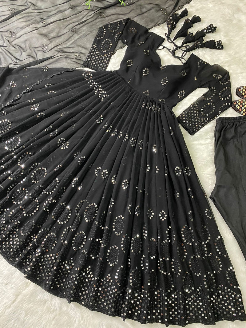 Outstanding Black Georgette Gown