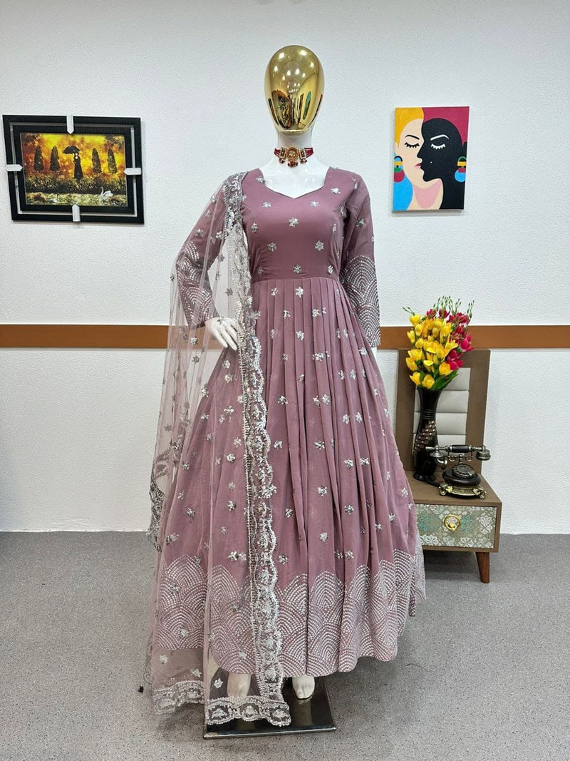 Fashionable Onion Color Gown With dupatta